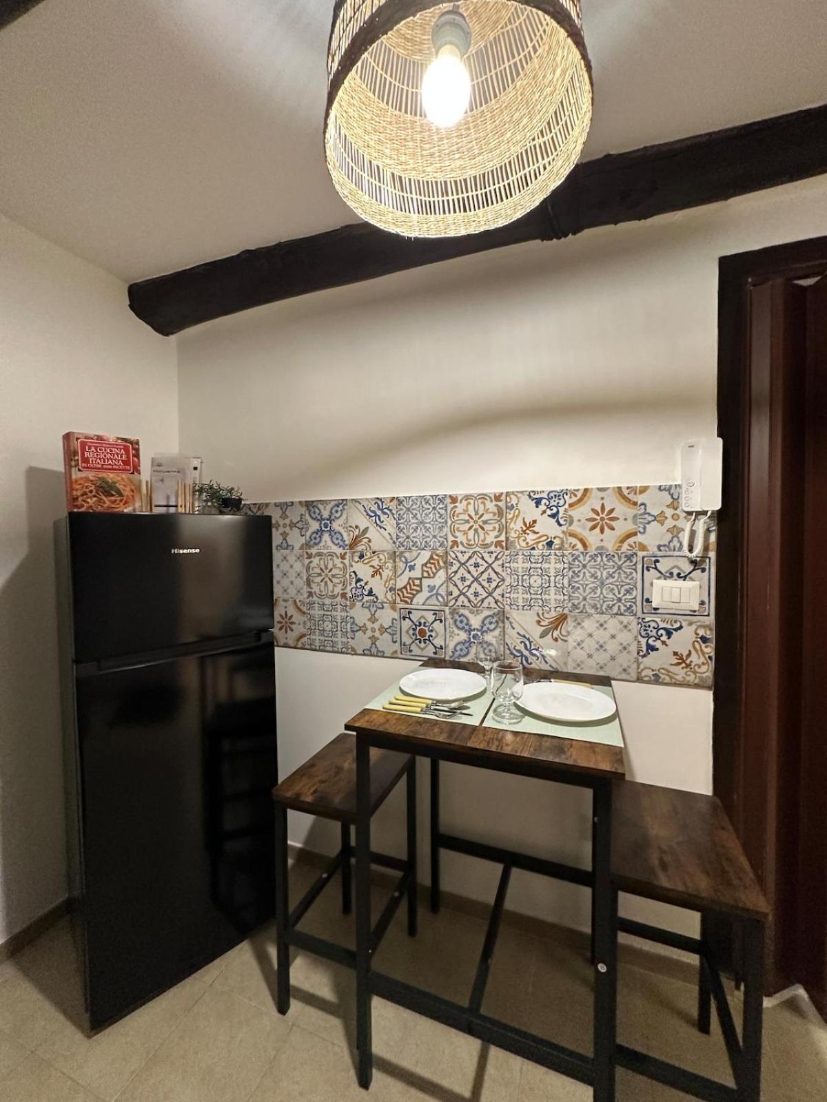 Duomo - Tribunali In The Historic Center Appartement